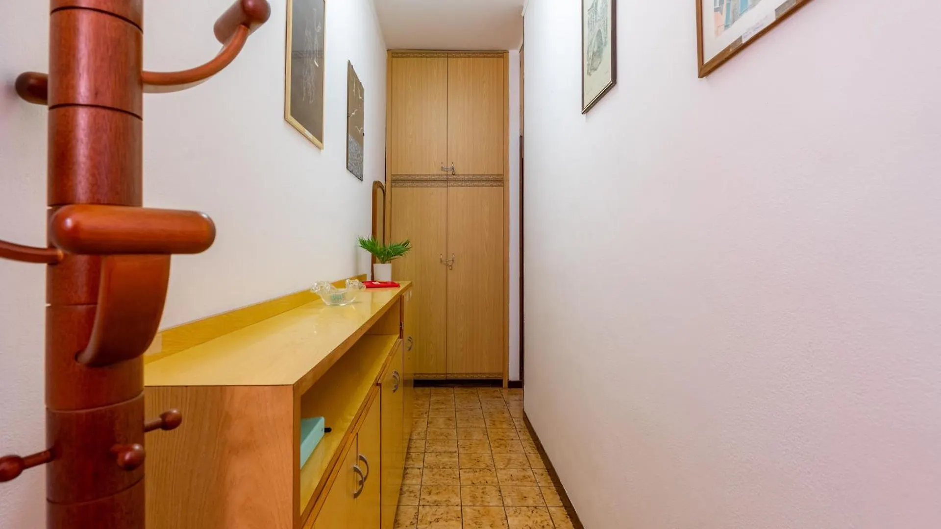 Maison D' Ofelia Chiavari Apartment